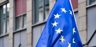 Članice EU ublažile ograničenja za putovanja