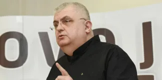 Čanak: Suočimo se sa prošlošću!