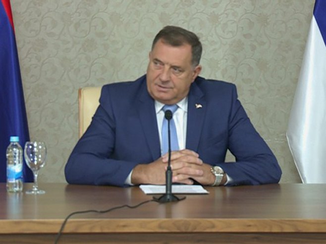 Dodik: Nema odluka u Predsjedništvu dok se ne riješi pitanje nametnutog zakona Valentina Incka