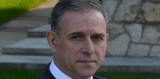 Ponoš: Vlast i opozicija treba da razgovaraju u parlamentu