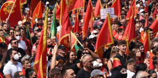 Tenzije uoči ustoličenja Joanikija: Komite se naoružavaju