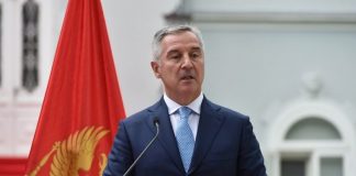 Đukanović: Da Krivokapić osudi pokušaj velikosrpskog pokoravanja Crne Gore