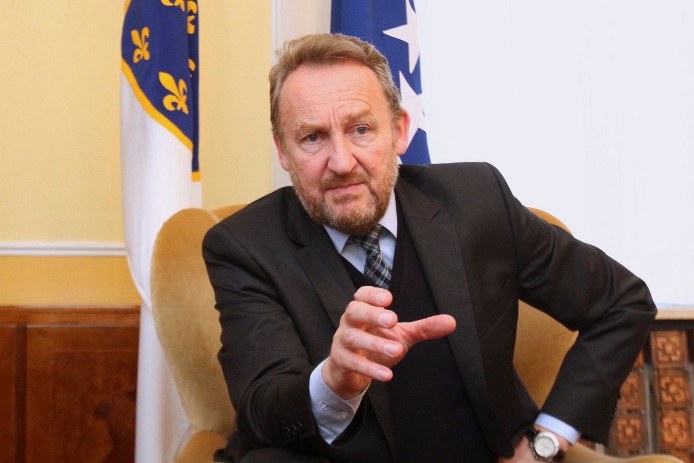 Izetbegović: Svesrpski projekat se iz Crne Gore preliva na BiH