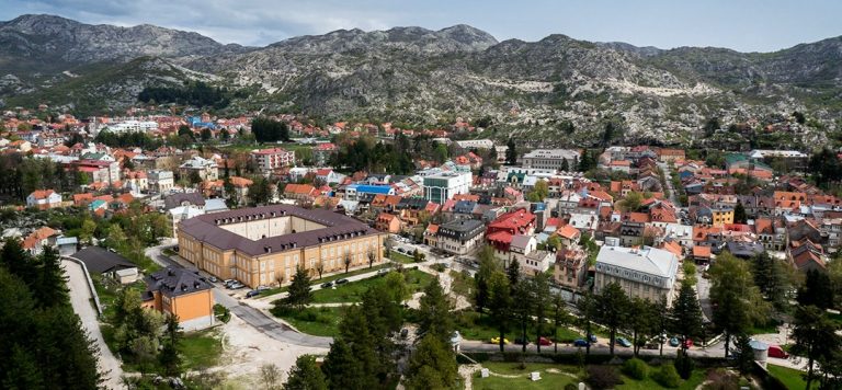 Gruhonjić: Cetinje je barikadama sprečilo građanski rat u Crnoj Gori