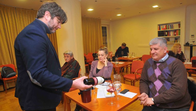 Pelješki vinogradari ujedinjeni sa vinarijom Palihnić