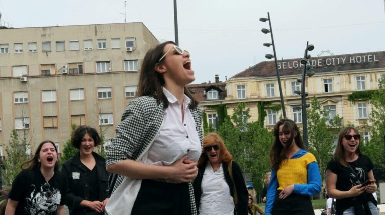 Beograd: Vrištale žene