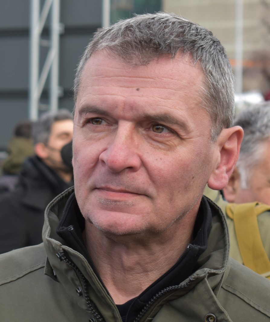 Aleksandar Jovanović Ćuta: Vučiću, hitno sklanjaj Vulina