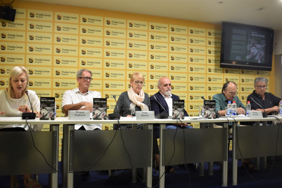 Predstavljeno drugo izdanje romana „Smeh pod vešalima“ Radeta Radovanovića