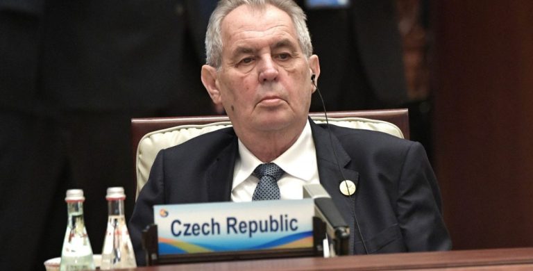 Zeman: Rusi koji beže od mobilizacije zaslužuju azil u Češkoj