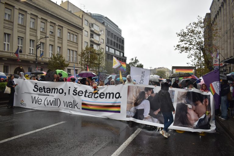 Evroprajd: Šetnja samo osamsto metara