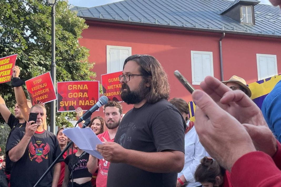 Okupacija Crne Gore – treći put Bog pomaže