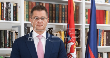 Jeremić: Vučić u vojnom smislu ne sme ni prstom da mrdne