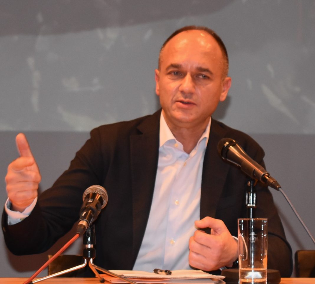 Vuletić: Gotovo je sa velikodržavnim projektom