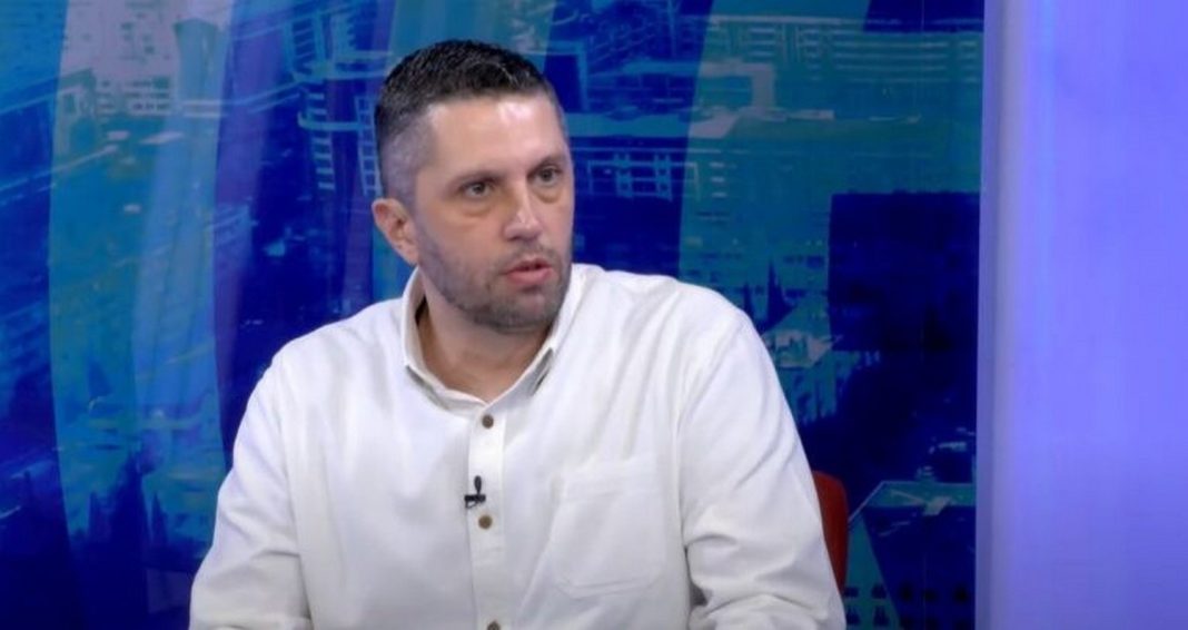 Sveštenicima nije mesto u školi