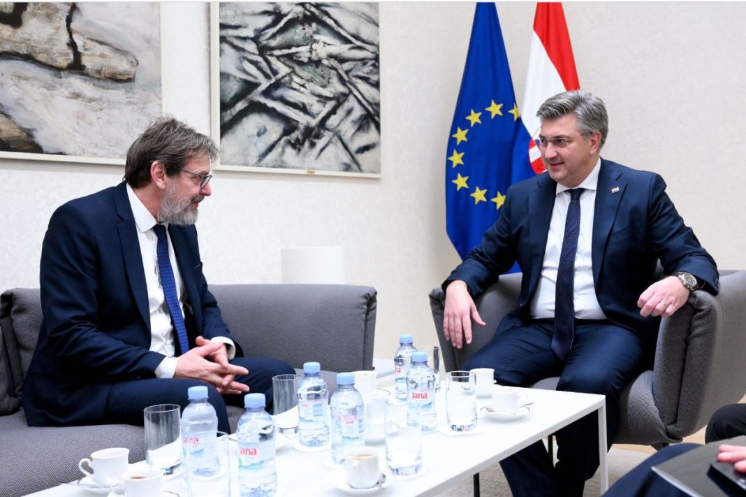 Dačić i Plenković na Božićnom prijemu u Zagrebu