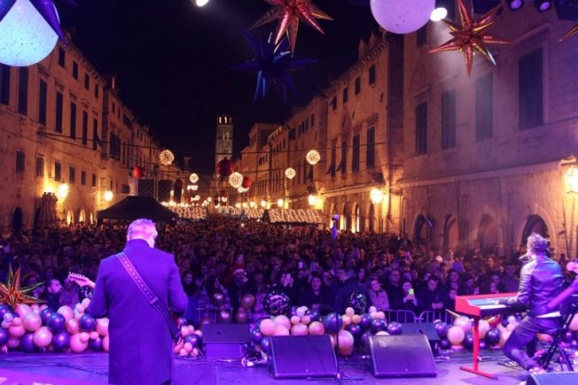 Za Novu godinu u Dubrovniku pet ijada gostiju
