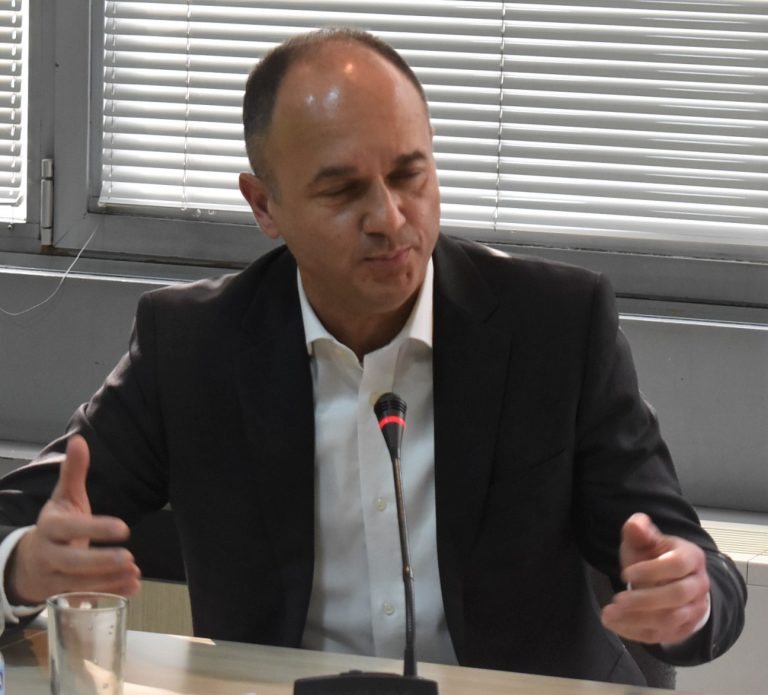 Vuletić: PES osuđen na Mandićevu podršku, tu nema evropske politike