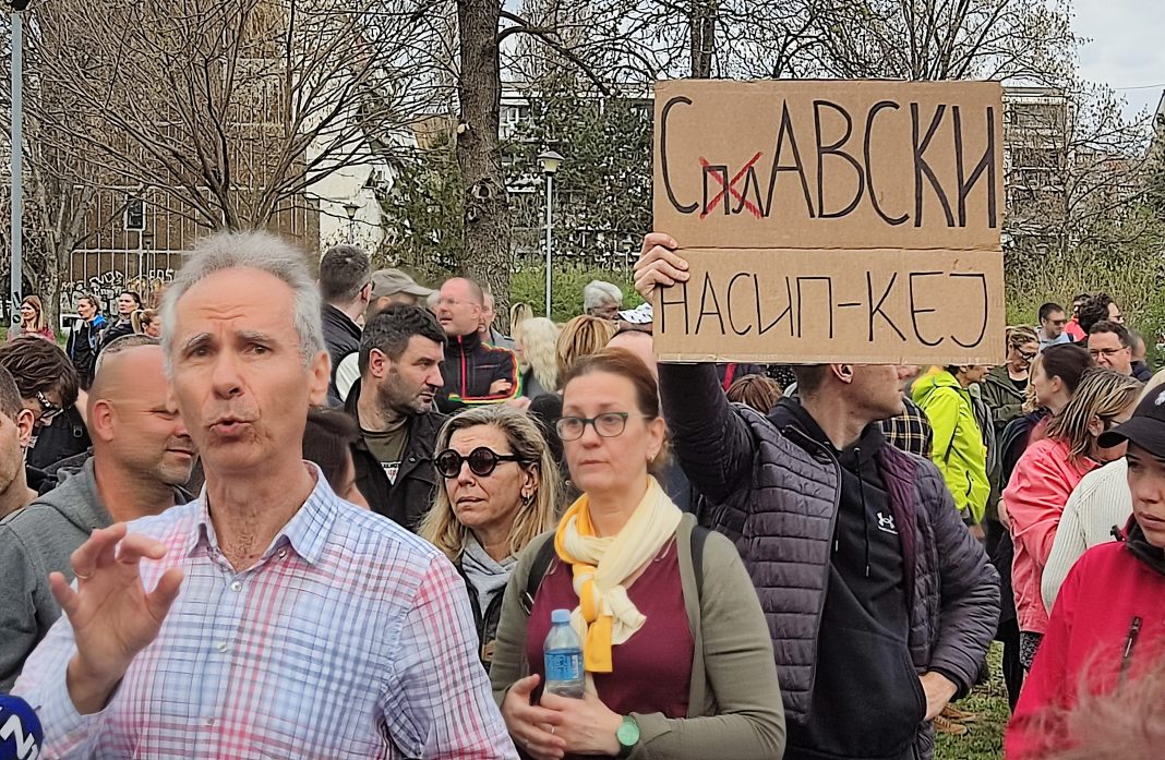 Beograd: Protest građana na Savskom nasipu, izviždan gradski urbanista
