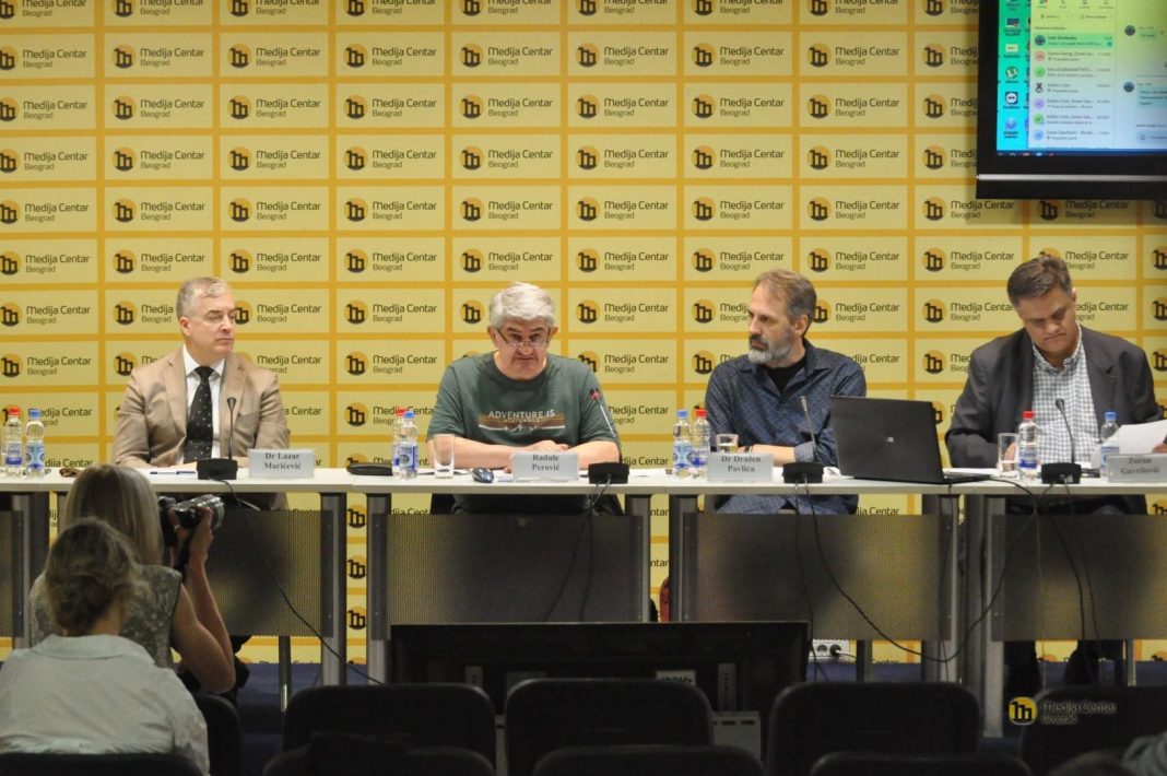 O Vučiću najpozitivnije na Pinku, najnegativnije na N1