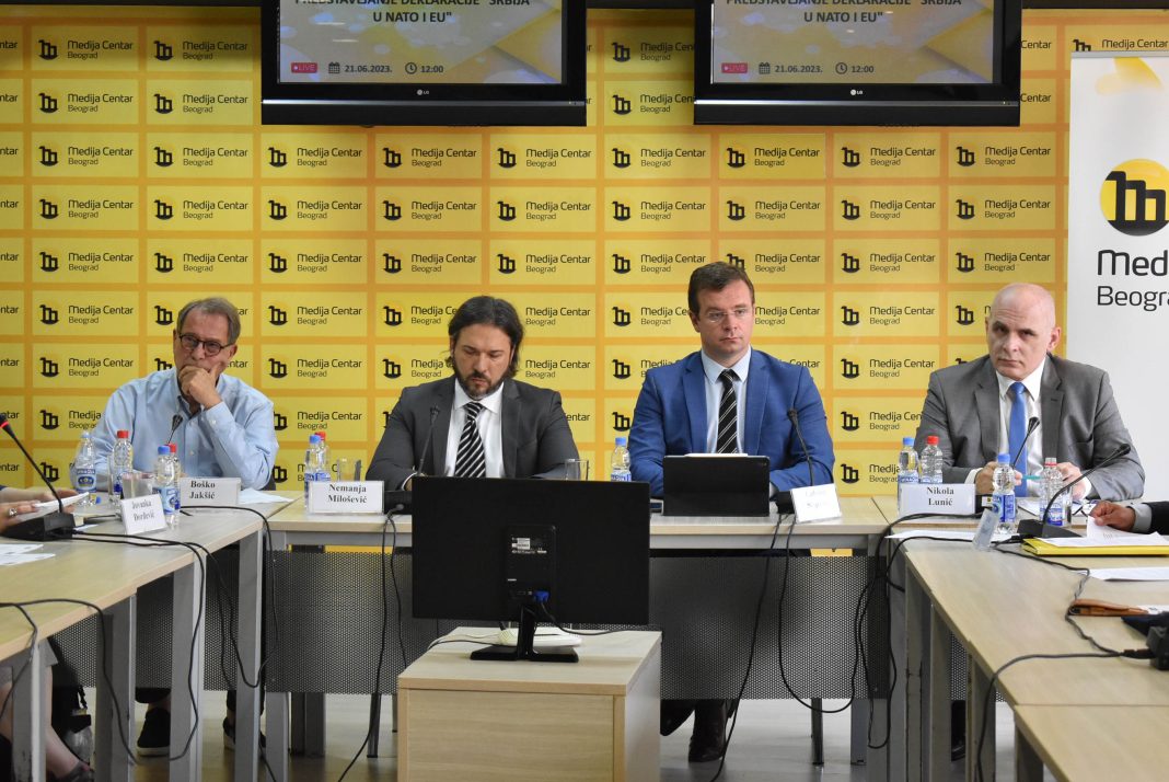 GLAS, Grupa Oktobar, GDF: Srbija u NATO i EU