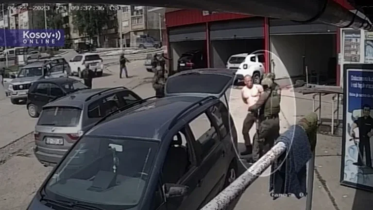 U Severnoj Mitrovici specijalci uhapsili muškarca N. O.