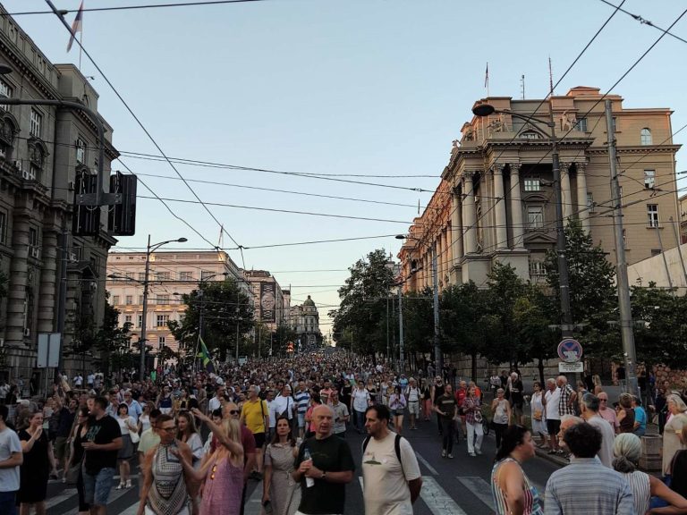 Protest ‘Srbija protiv nasilja’: Blokada autoputa na Mostarskoj petlji