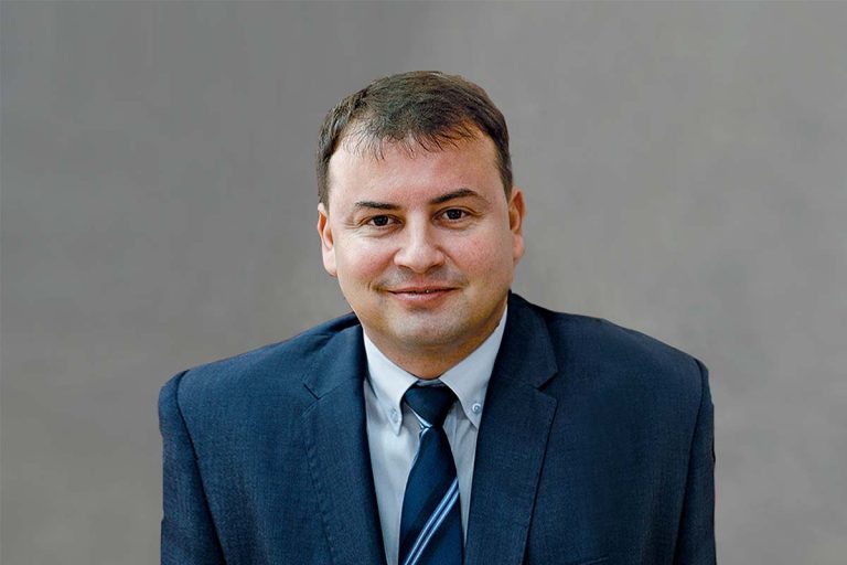 Zakletva uz zvižduke: Slobodan Cvetković novi ministar privrede