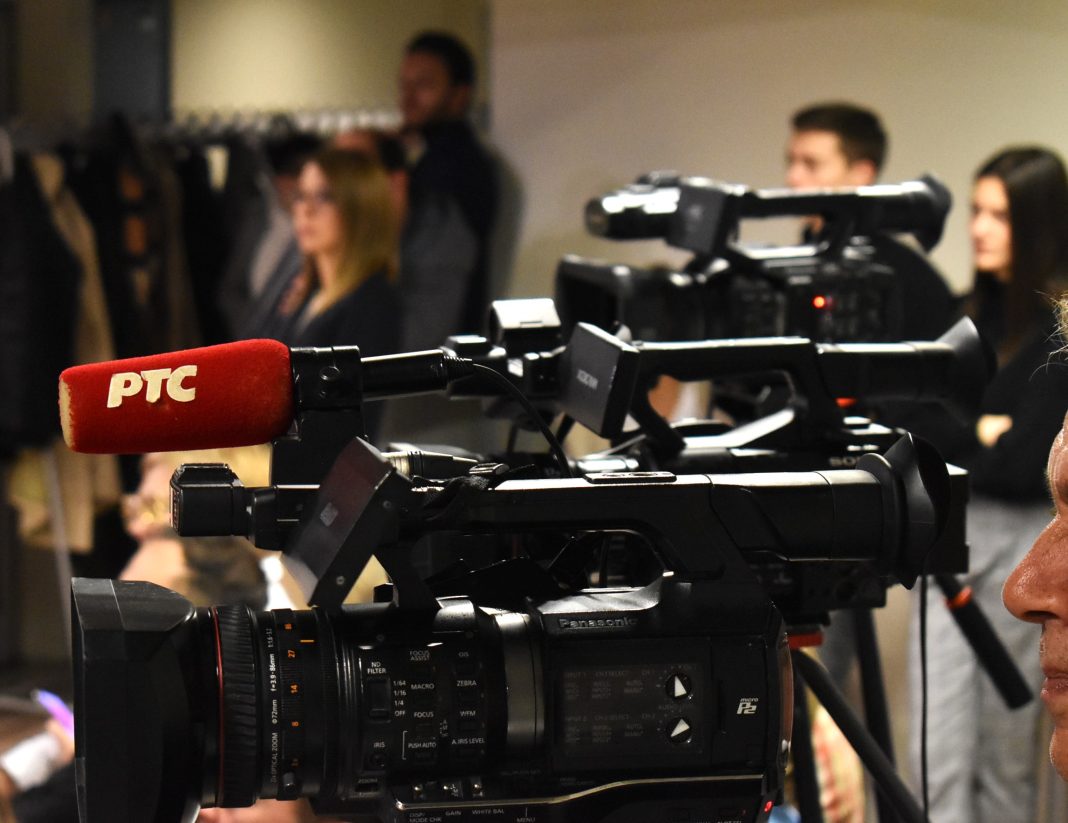 RTS: SAD uvele sankcije NIS-u