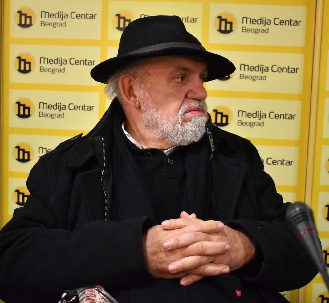 Autoportret velikana