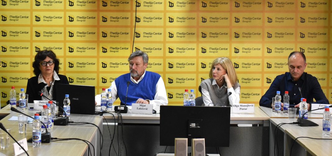 Godina bez Latinke Perović