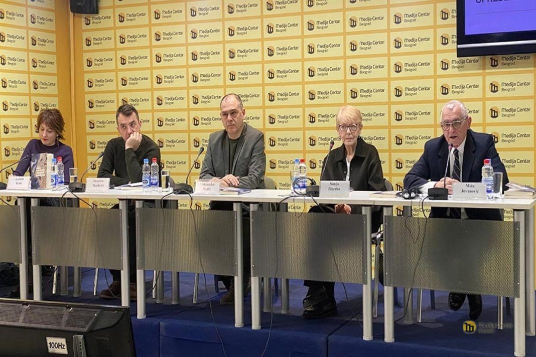 Helsinški odbor: Srbija nikad dalja od EU