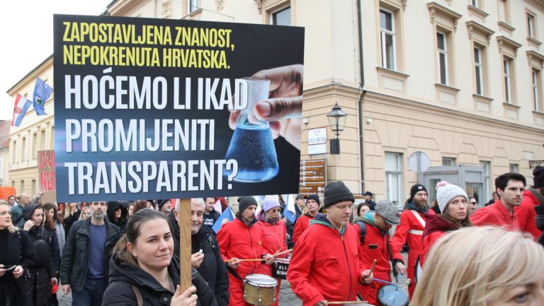 U Zagrebu antivladin protest