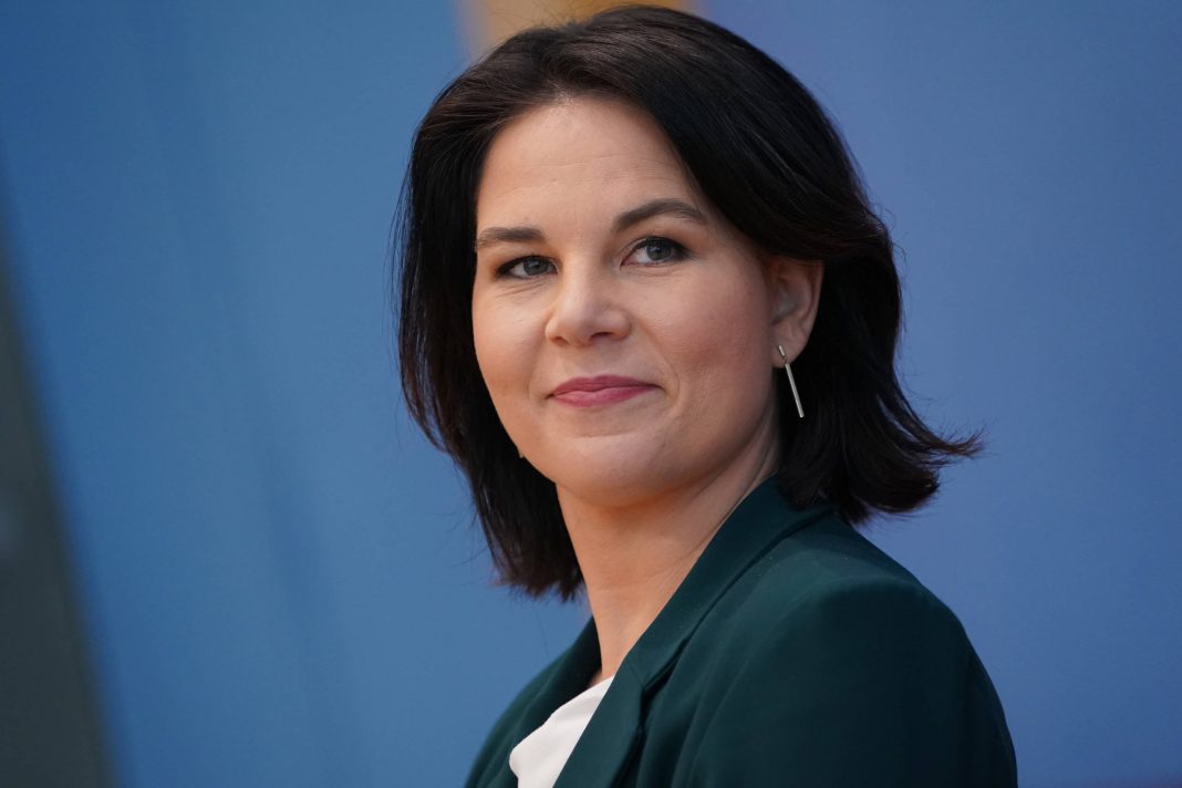 Berbok: Svesrpski sabor zabrinjavajuć, nema podršku Nemačke i Zapada