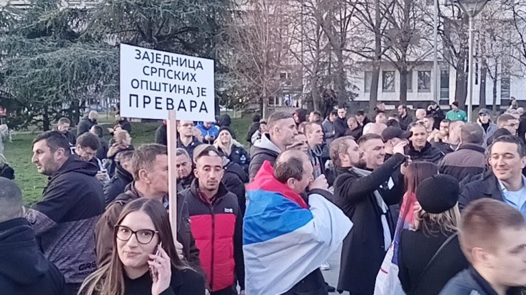 SNV KiM: Patrijarh nas ne prima jer se ne slažemo sa Vučićem