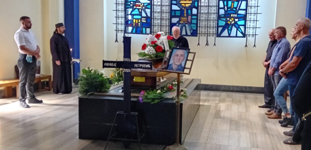 Sahranjen novinar Miloje Petrović