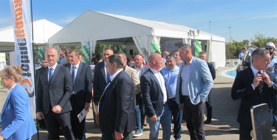 REGIONALNI SAJAM PRIVREDE U NOVOJ PAZOVI Poslodavci nude 450 radnih mesta