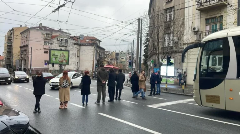 Incident na blokadi u Takovskoj ulici