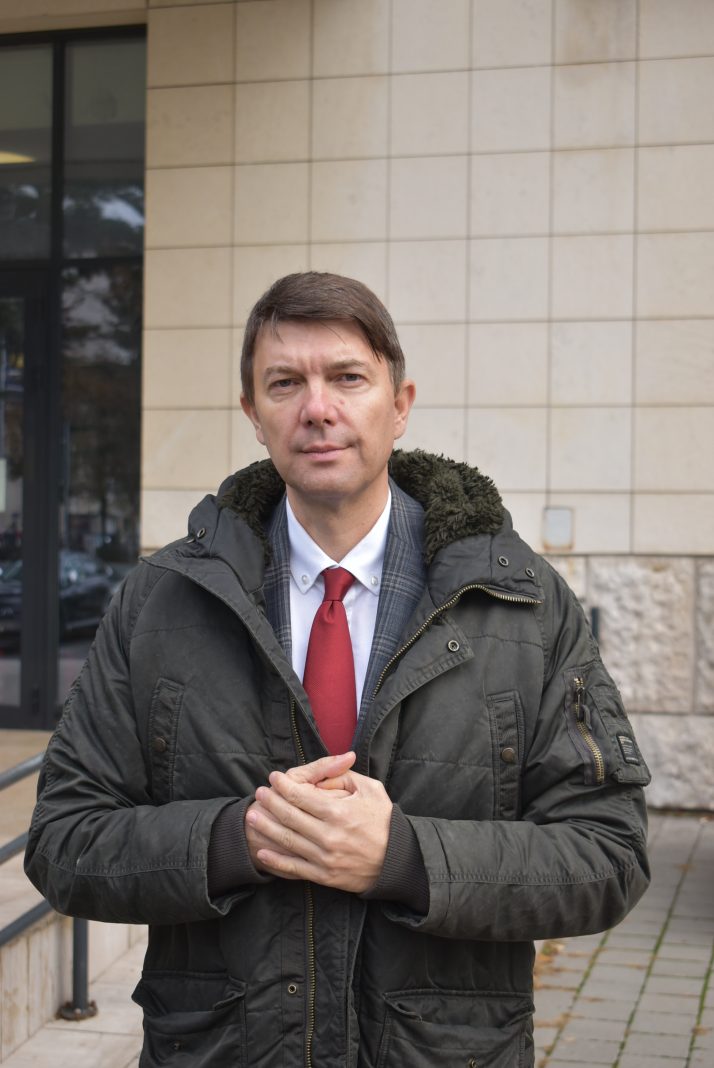 Jovanović (CLS) o ročištu sa Šapićem: Mi smo dva sveta, nema mogućnosti za mirenje