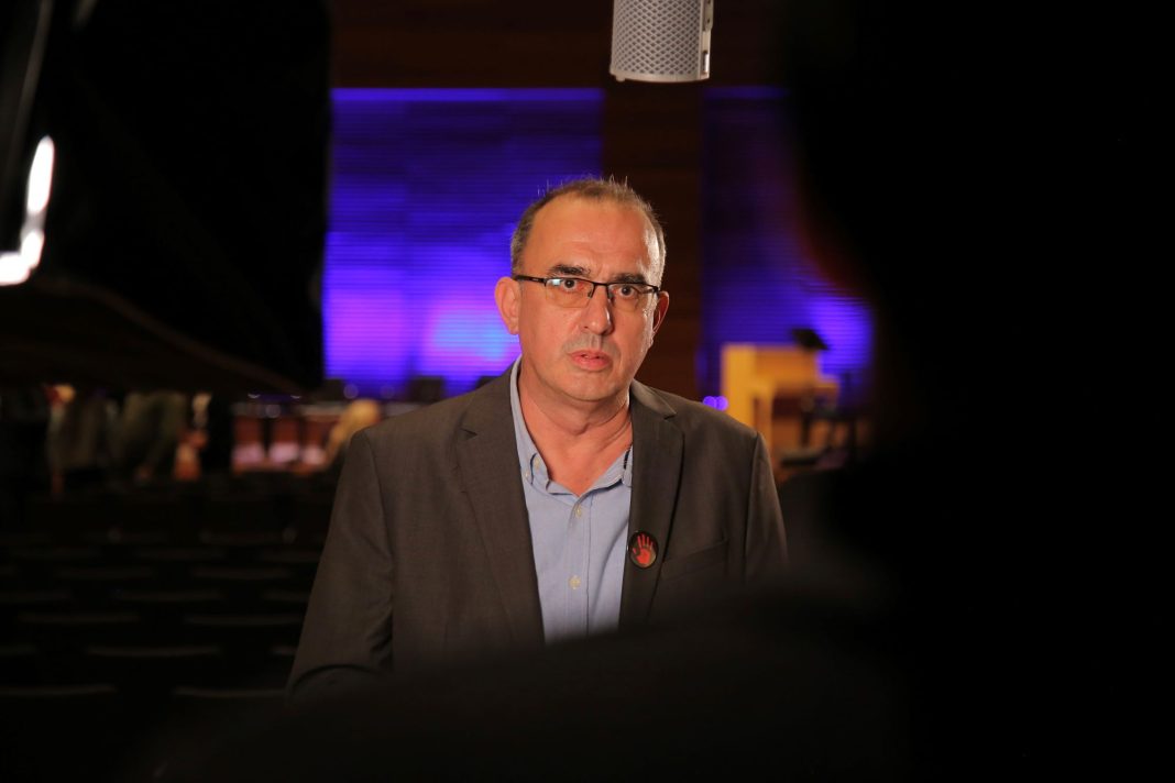 Gruhonjić: EU da podrži studente i građane koji se bore za demokratiju, a ne Vučićev režim