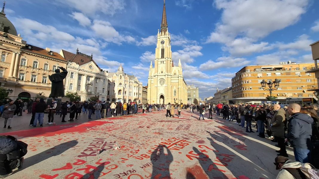 Novosadska opozicija: Žrtvama podići spomenik sa natpisom da ih je ubila korupcija
