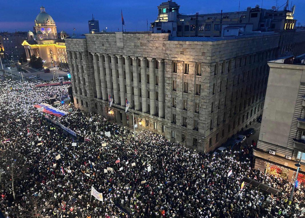 Vučić pada za šest mjeseci!‘