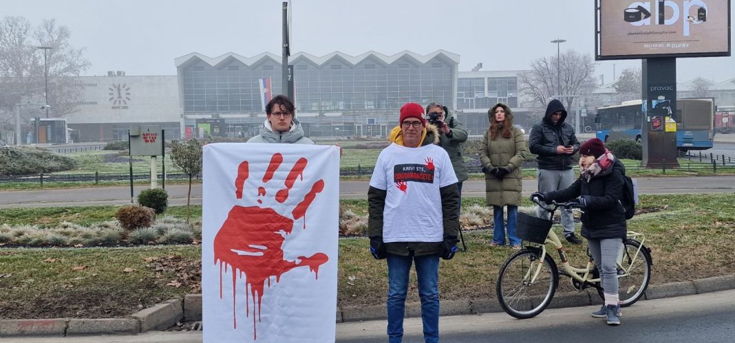 Novi Sad: Petnaest minuta tišine povodom dva meseca od tragedije