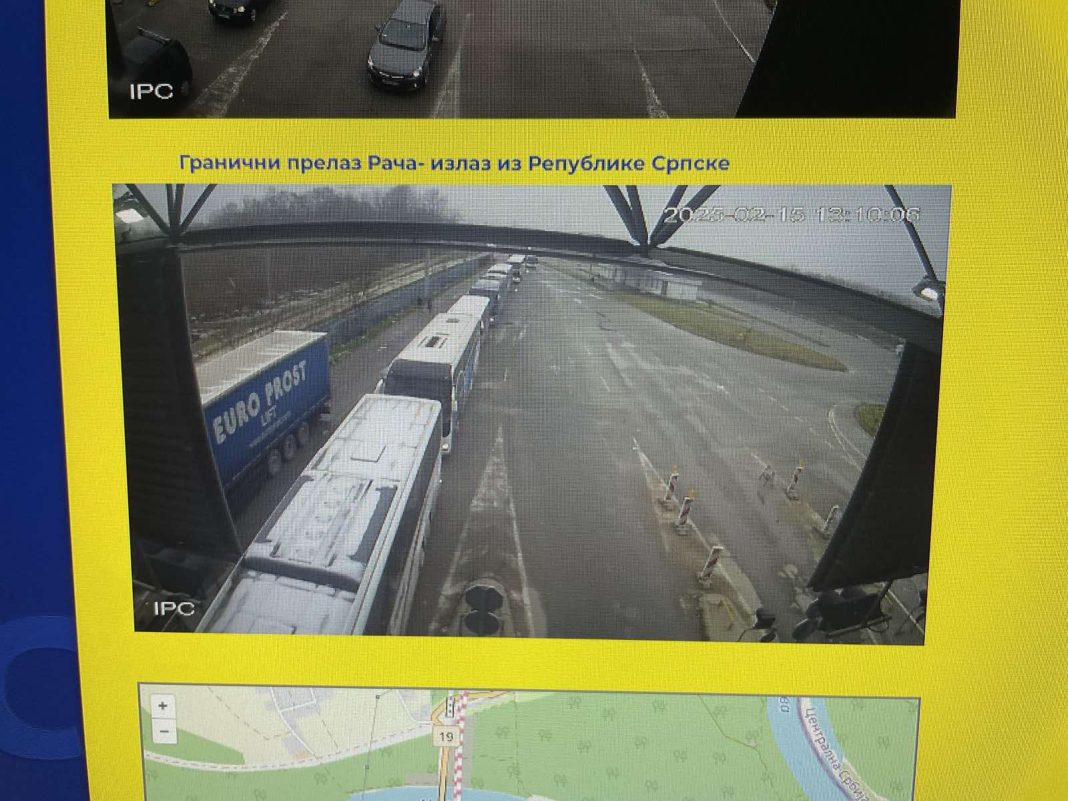 Počela proslava u Sremskoj Mitrovici, Vučić tvrdi da je došlo 1.800 autobusa