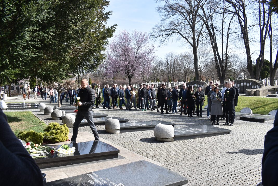 DS, SSP i Novi optimizam odali poštu ubijenom premijeru