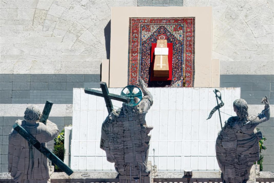 Papa Franja sahranjen u bazilici Santa Marija Mađore u Rimu