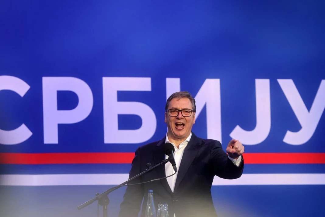 Fotelja je srce Srbije