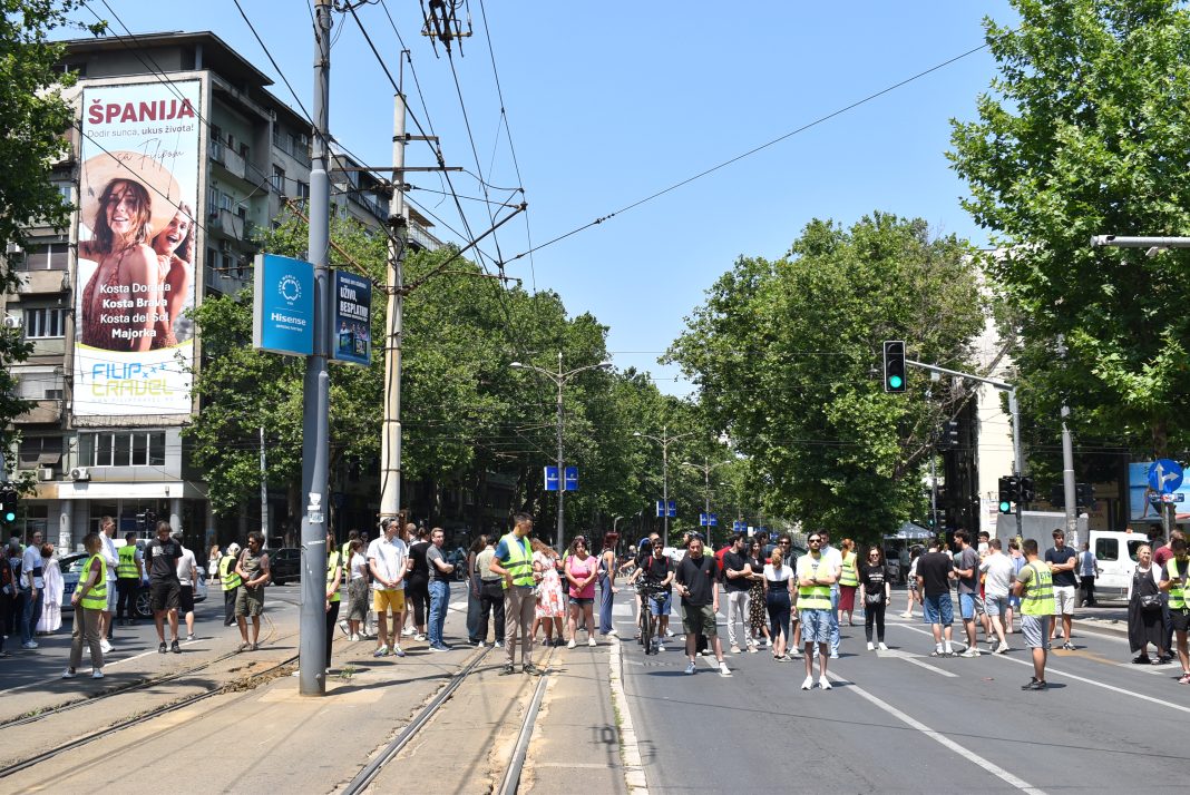 Studenti u blokadi i građani i danas ćutali za stradale u Novom Sadu