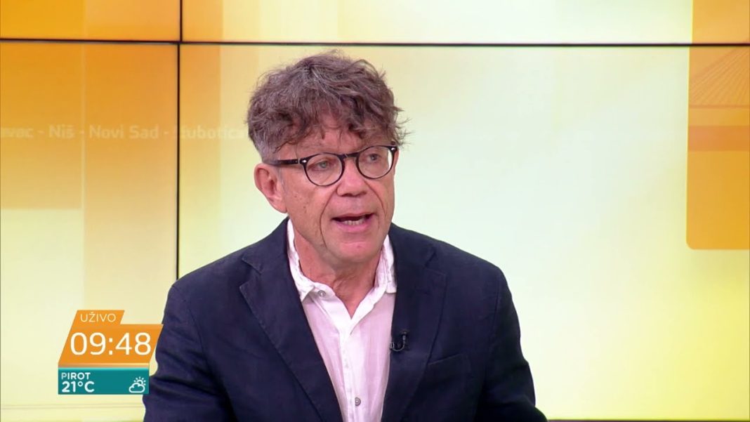 Генетичар враћа орден Вучићу