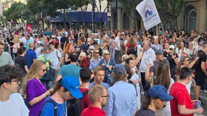 protest 210625