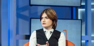 Nikolina Sinđelić tužila Informer